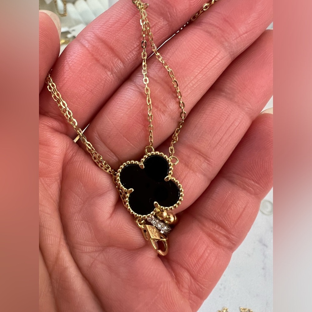 SOLD Real 18K gold black clover necklace
